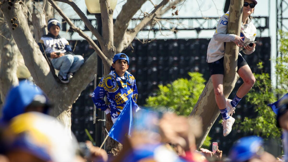 Rams Super Bowl Parade 2022: Route, time, street closures and more - Turf  Show Times