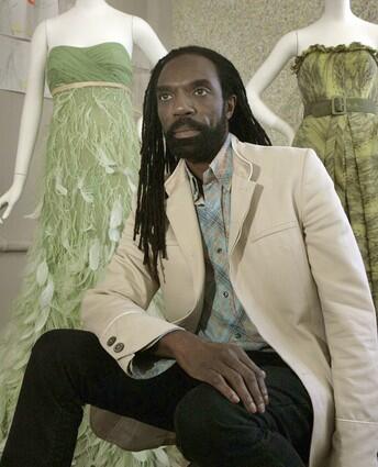 L.A. fashion designer Kevan Hall has opened up his atelier so clients can come in, meet him and be fitted for his gowns.