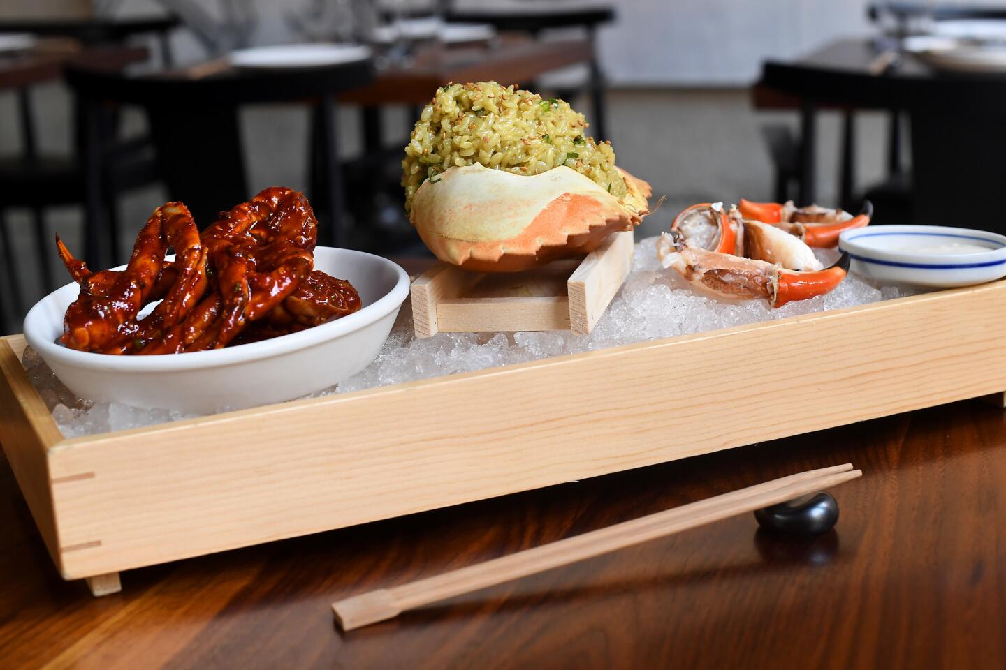 LONG DONG SEAFOOD EATERY, Da'an - Restaurant Reviews, Photos