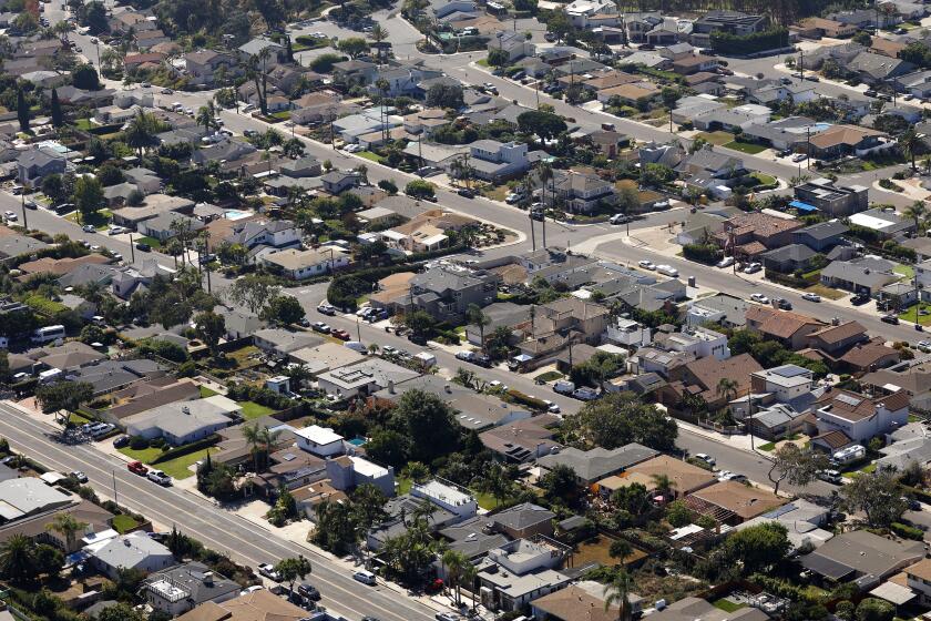 San Diego, CA, October 16, 2023: Houses in the Clairemont neighborhood of San Diego on Monday, October 16, 2023. (K.C. Alfred / The San Diego Union-Tribune)