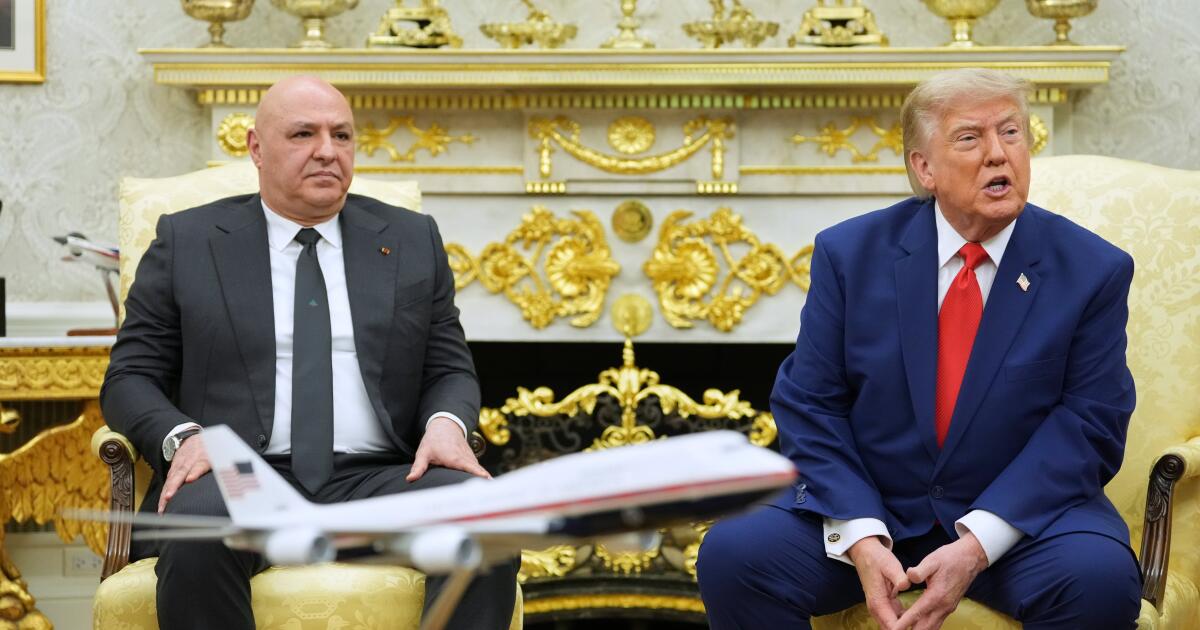 Trump dit que les États-Unis bombarderont Pickaxe Mountain, un site soupçonné d’activités nucléaires iraniennes