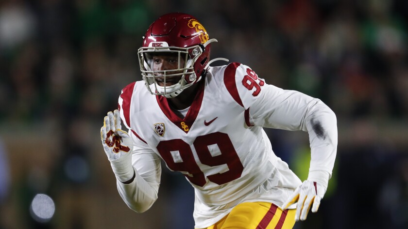 USC defensive lineman Drake Jackson