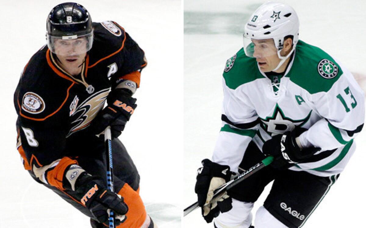 Ducks winger Teemu Selanne, 43, left, and Stars winger Ray Whitney, 41, both broke into the NHL in the early 1990s.
