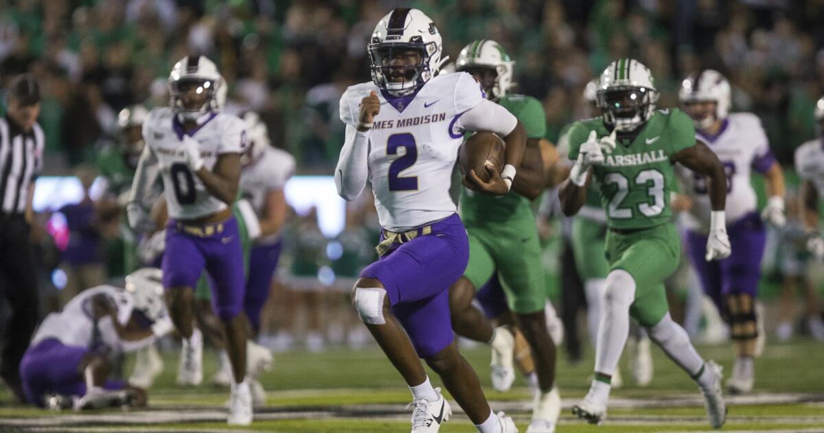 McCloud passes for TD, runs for another as JMU beats Marshall 20-9, wins 9th straight