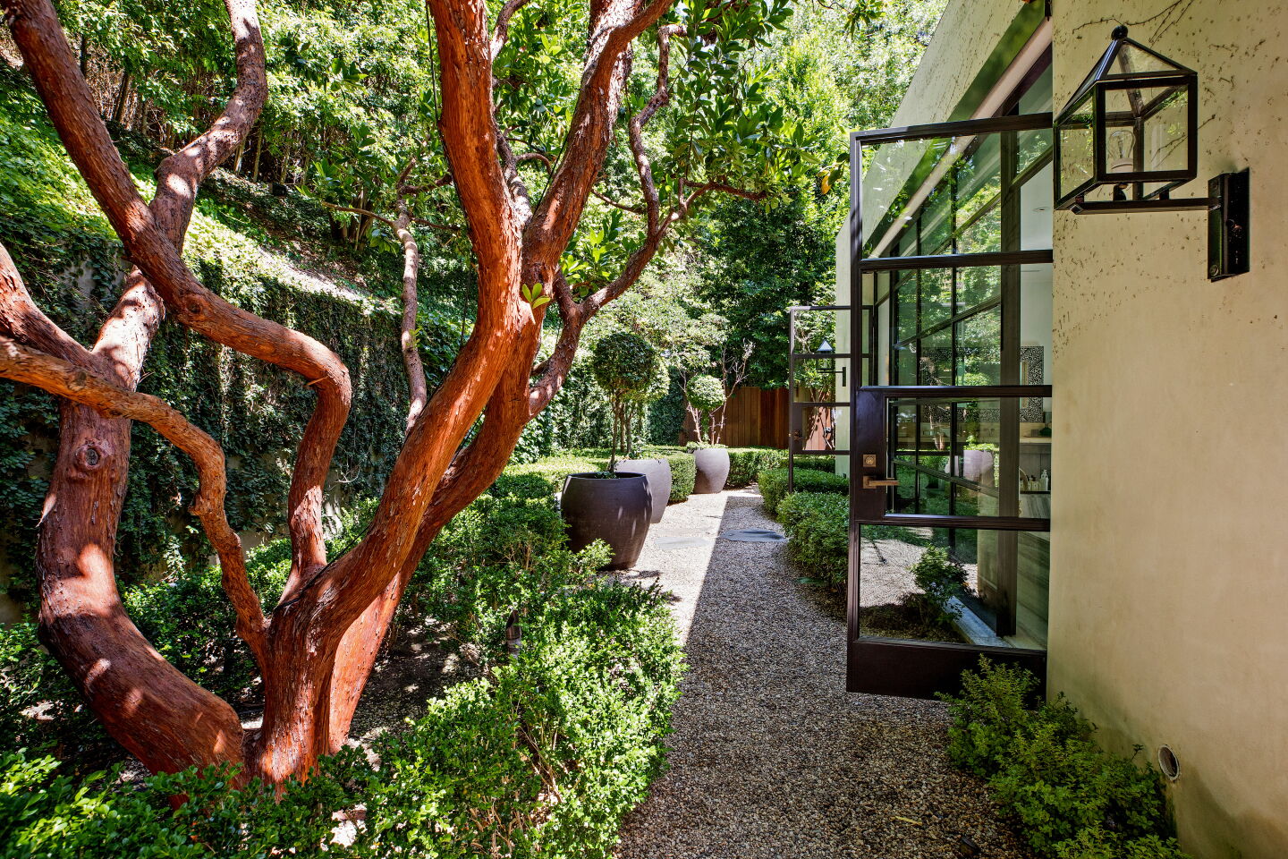 Hot Property: Ryan Seacrest asks $85 million in Beverly Hills - Los Angeles Times Hot Property: Ryan Seacrest asks $85 million in Beverly Hills - Los Angeles Times