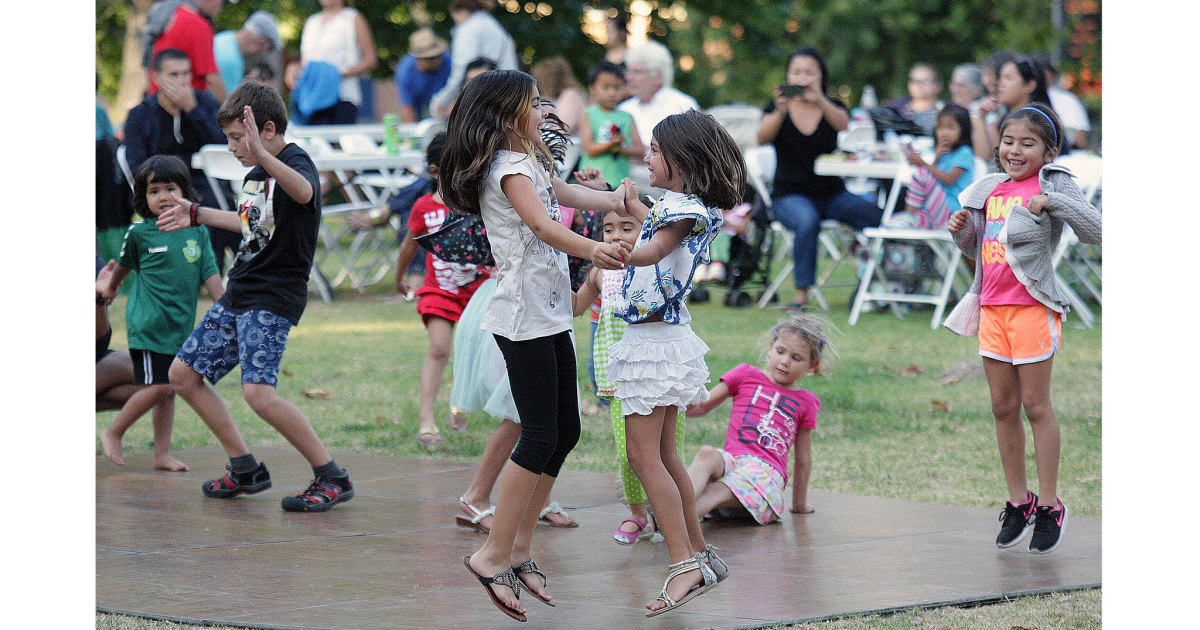 Summer concert at Verdugo Park features '80s cover band, dancing