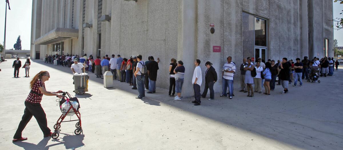 A line stretches around L.A.'s traffic court building in 2010.