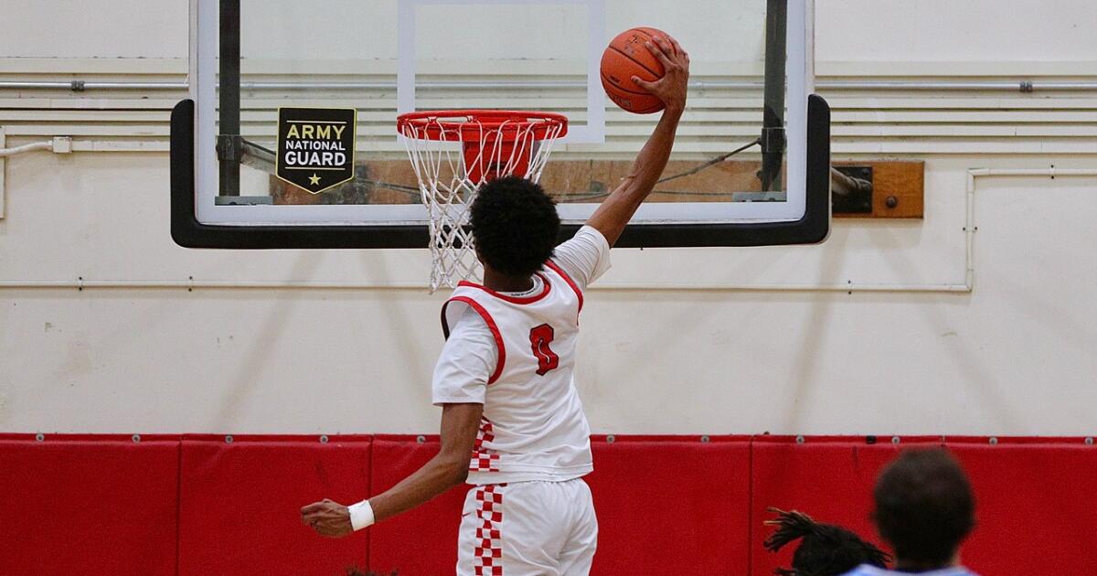 Westchester boys’ basketball moves closer to Western League title Westchester boys’ basketball moves closer to Western League title
