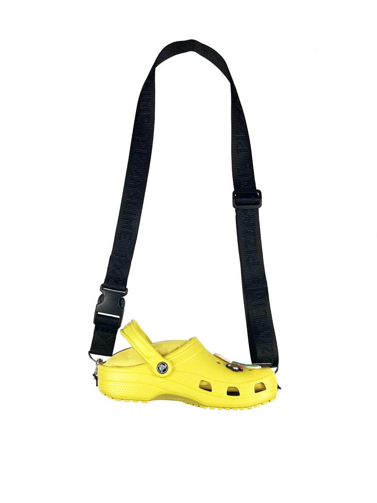 A photo of the Crocs and Pizzaslime sling bag collaboration.