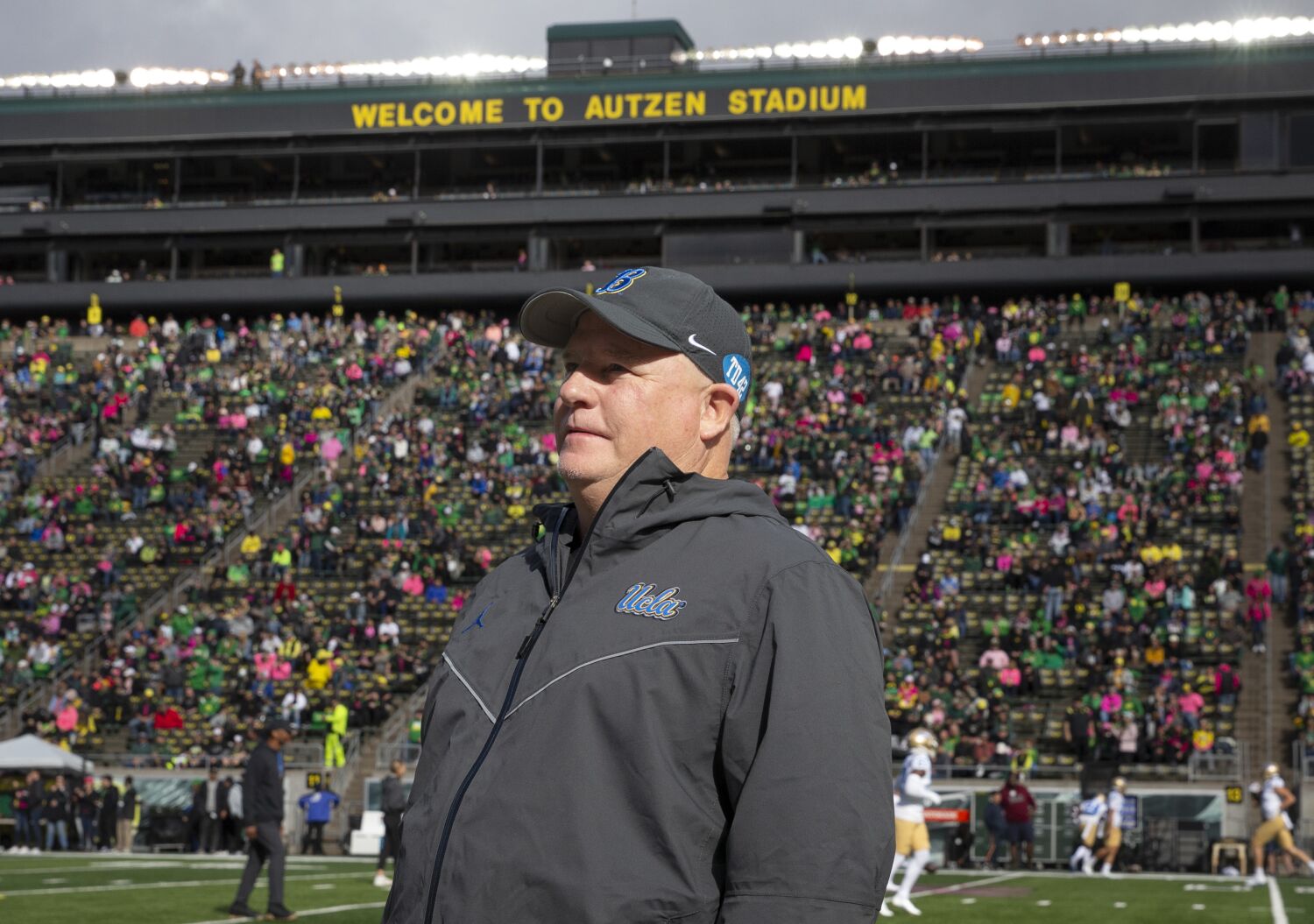Chip Kelly gets a two-year contract extension from UCLA