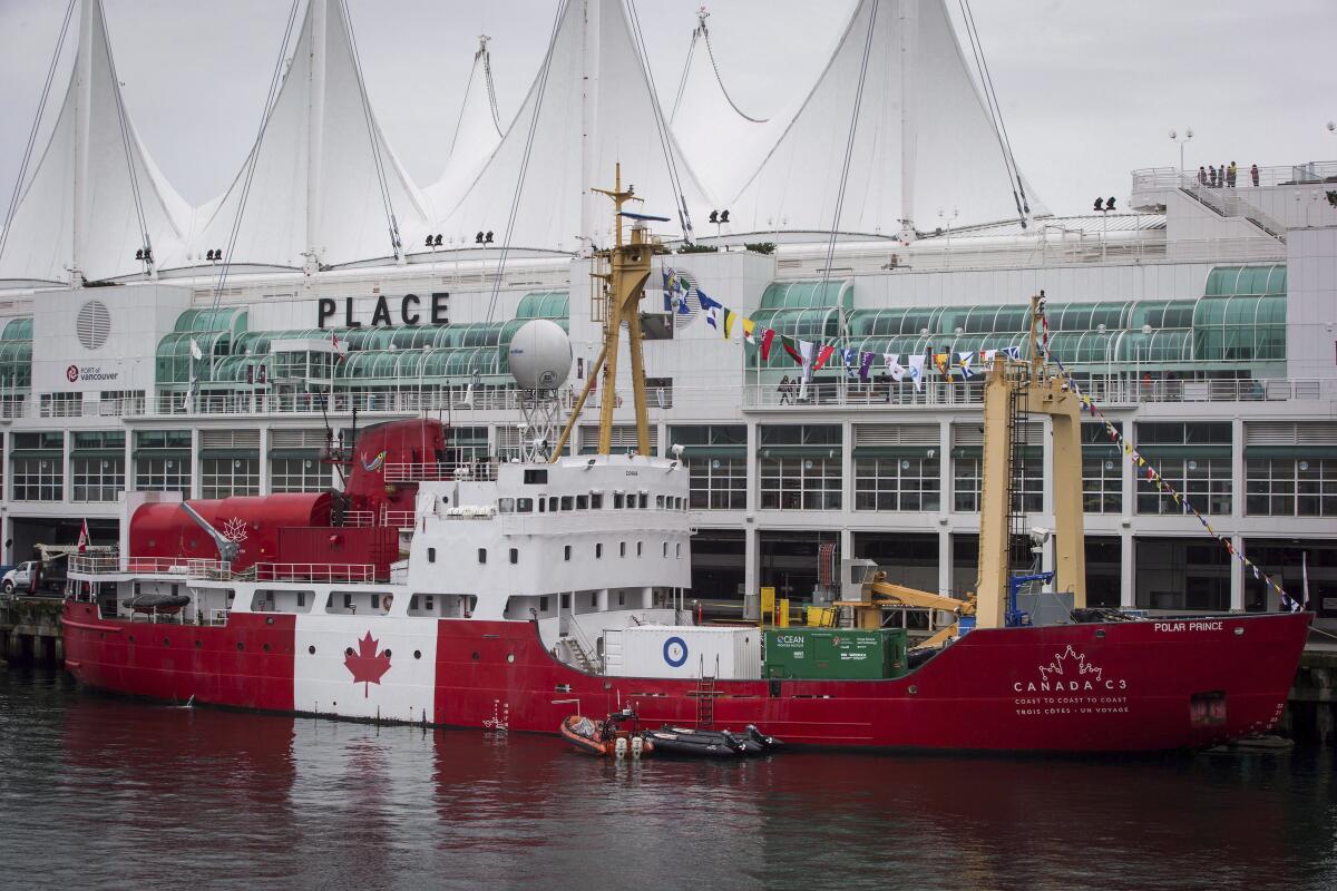 El barco Polar Prince se ve anclado en Vancouver, Columbia Británica,