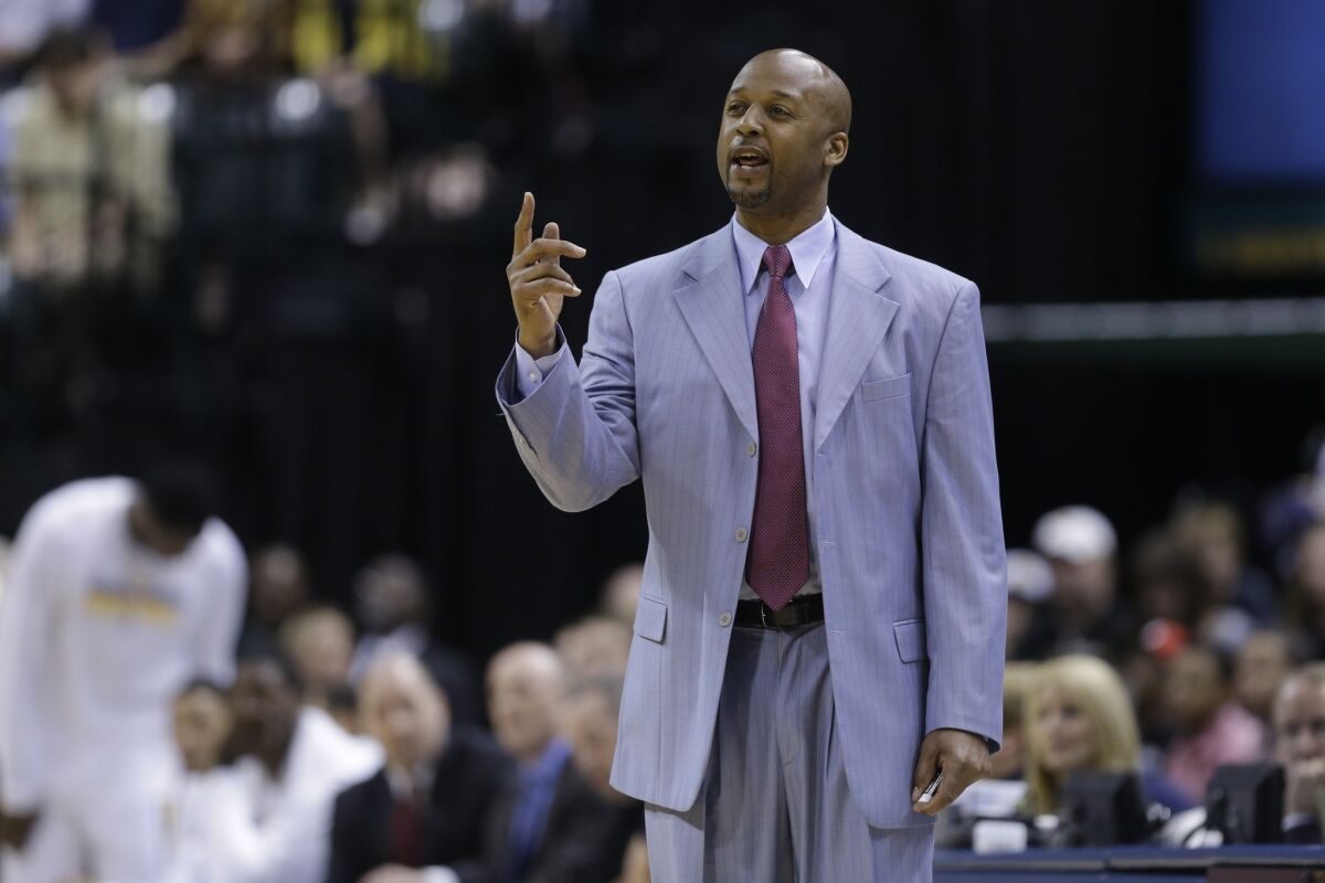 Former Lakers assistant coach Brian Shaw reportedly has agreed to become the Denver Nuggets next head coach.