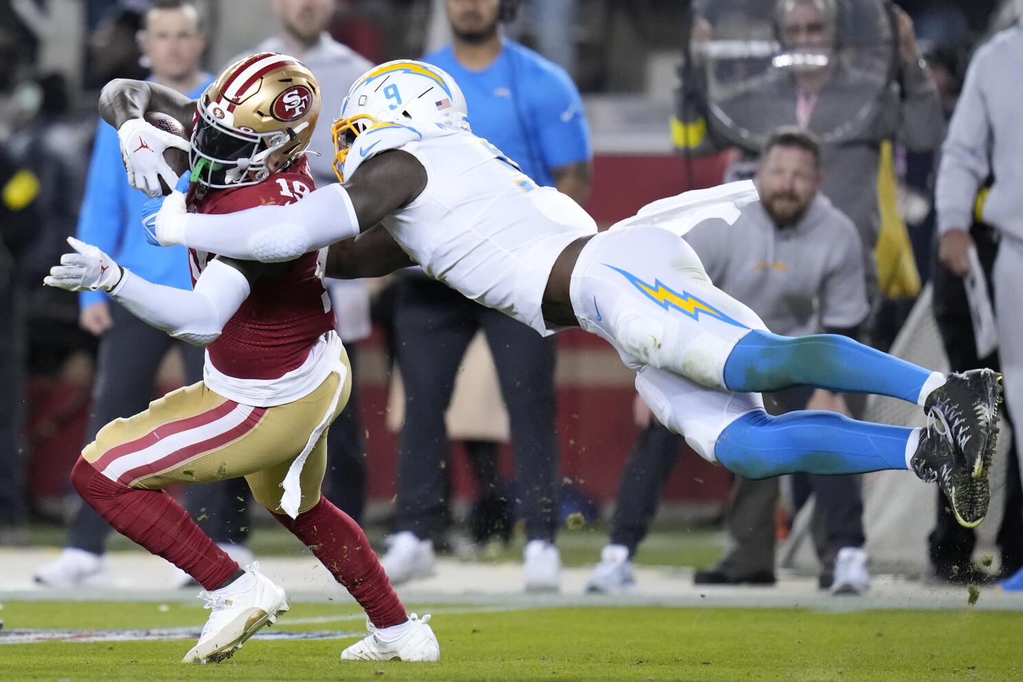 Mounting injuries doom Chargers in loss to San Francisco 49ers
