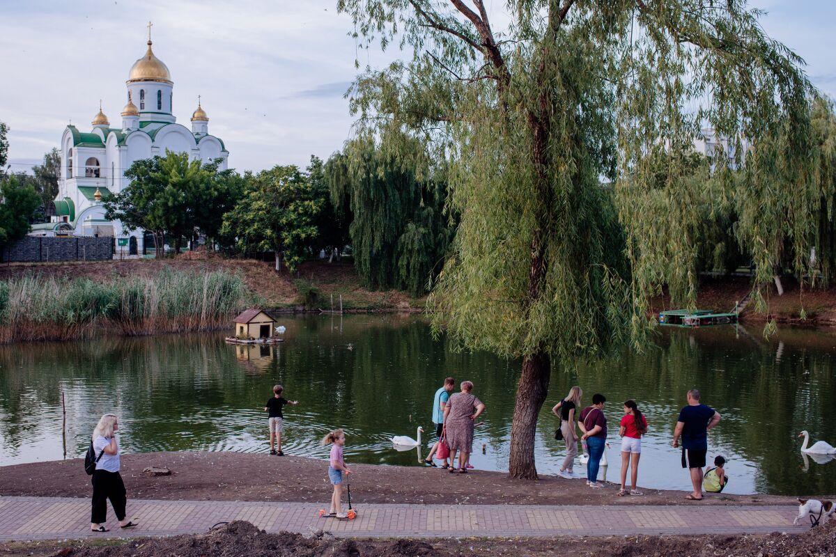 Tree-lined lake in the city center of Tiraspol, Transnistria