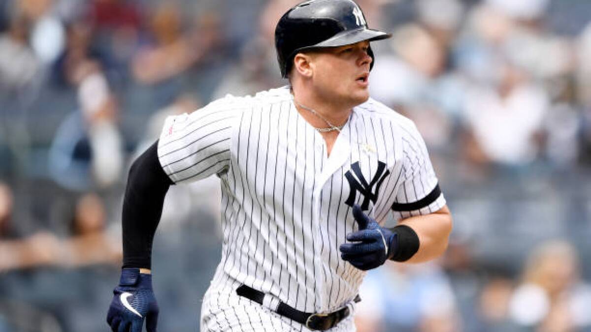YES Network na platformě X: „Get an up-close look at Luke Voit's workout on  the premiere of Yankees Access (today, 4pm). Also: ⚾ Ice fishing with  Paxton ⚾ Workout with Gleyber ⚾