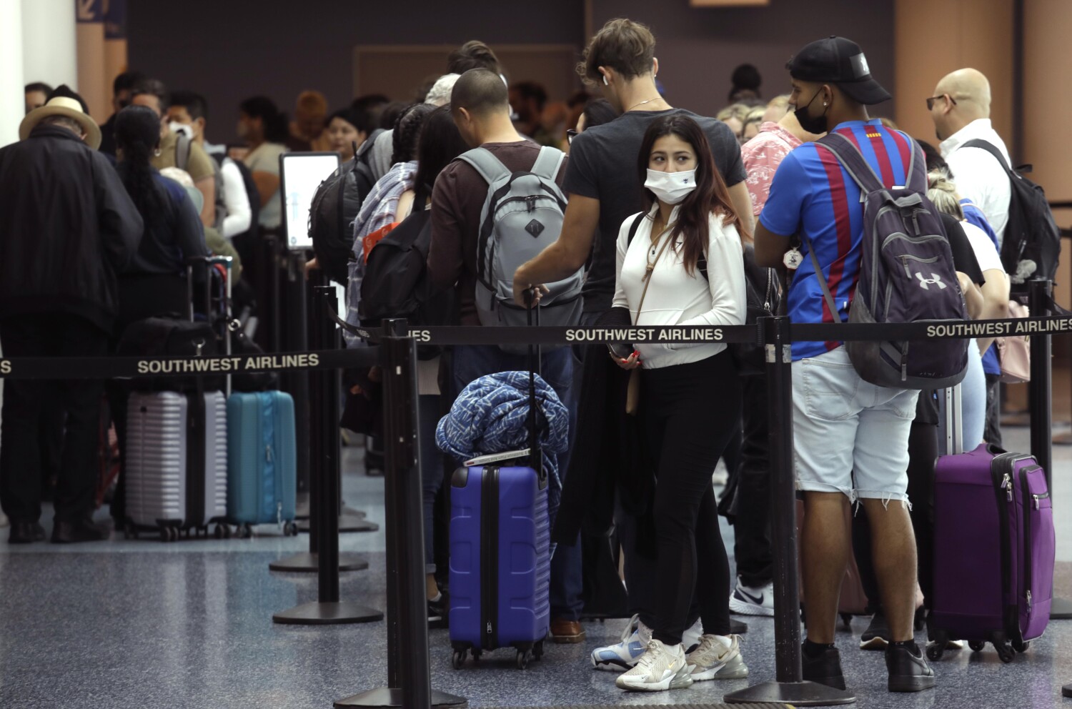LAX anticipates wave of Sunday travelers; some flights canceled
