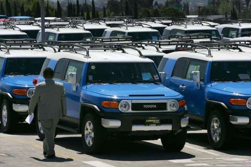 Toyota Recalling Fj Cruisers For Headlights That Could Blind