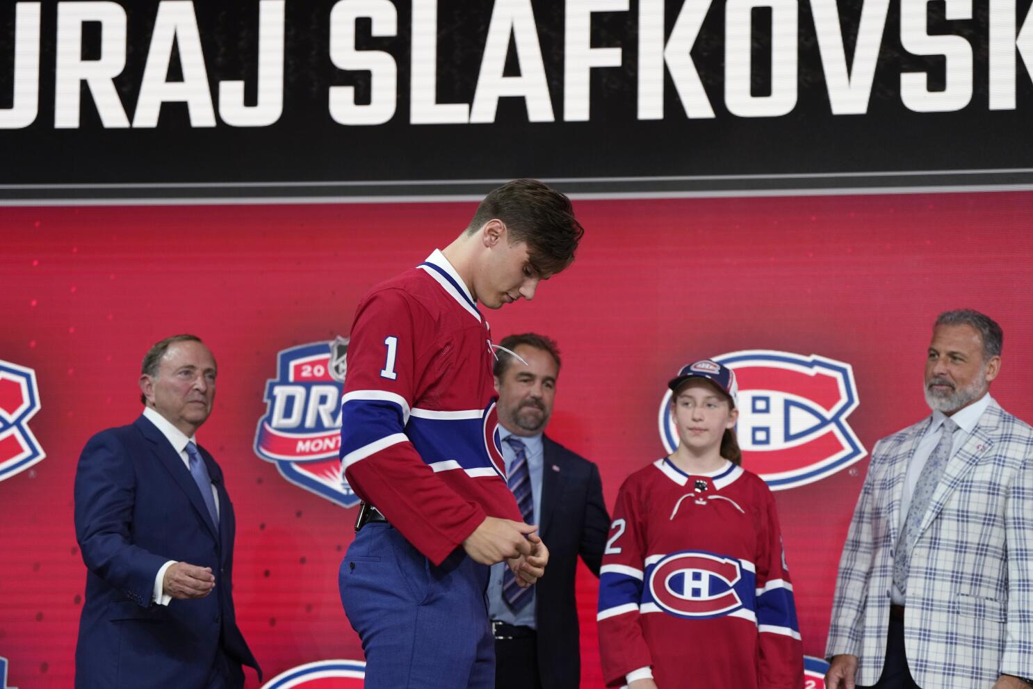 No. 1 overall pick Juraj Slafkovsky nets first NHL goal