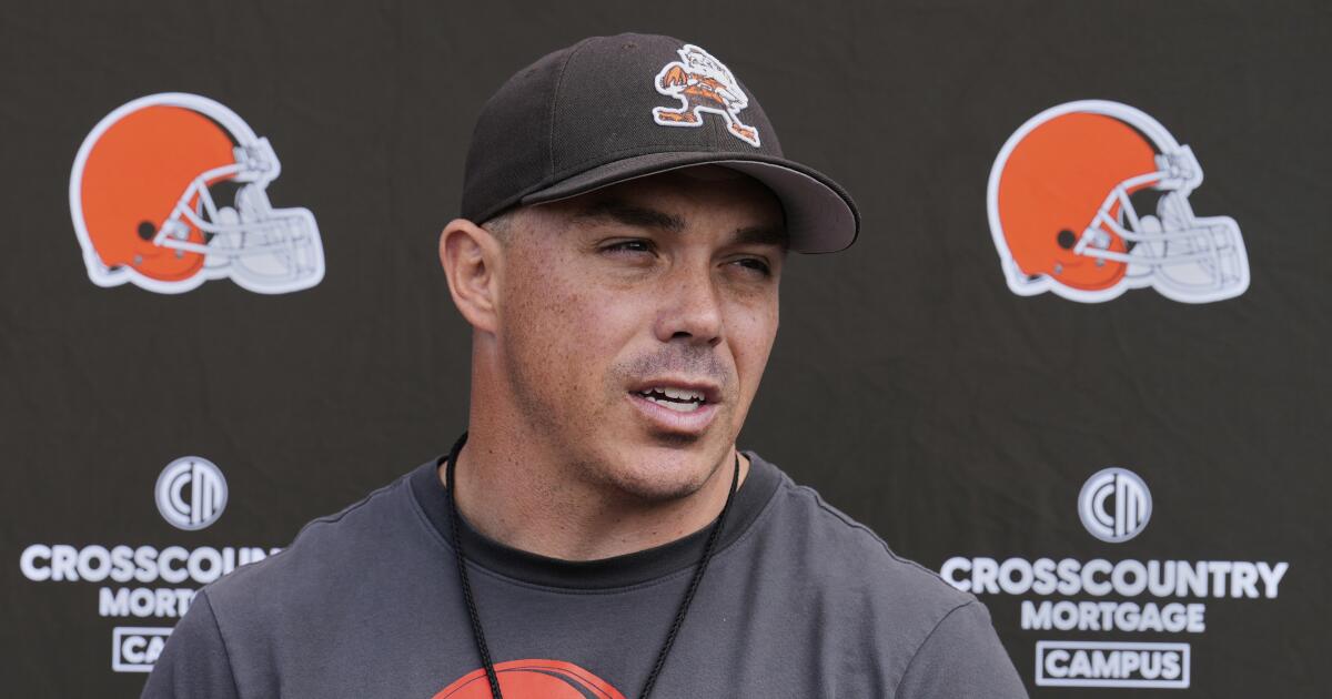 Rams hire Bubba Ventrone as their new special teams coordinator