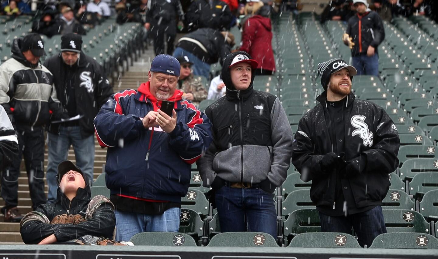 Home opener: Indians 7, White Sox 1