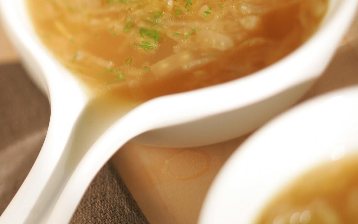 Fennel and onion soup