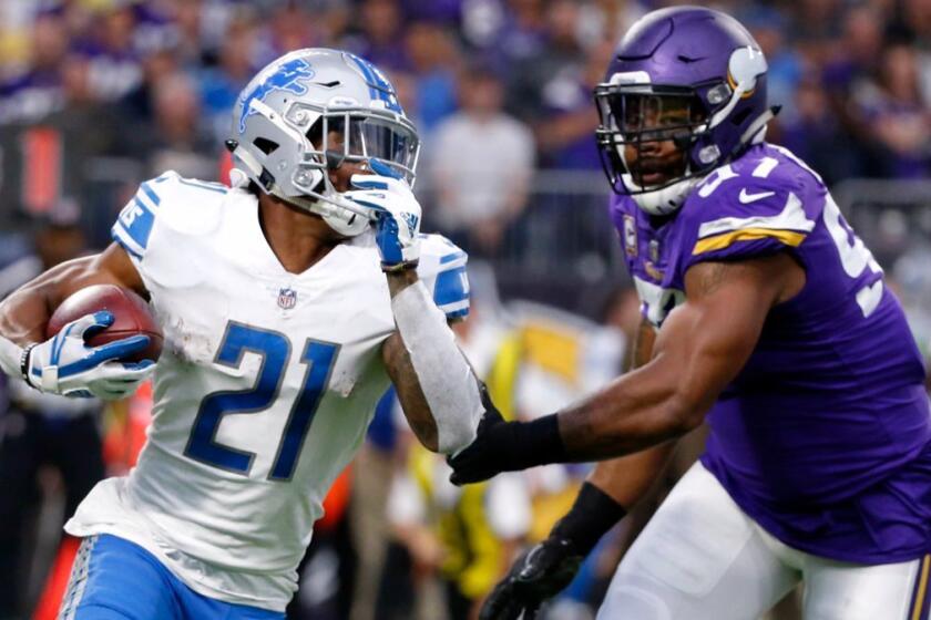 FILE - In this Oct. 1, 2017, file photo, Detroit Lions running back Ameer Abdullah, left, runs from Minnesota Vikings defensive end Everson Griffen during the first half of an NFL football game in Minneapolis. To hear Abdullah tell it, the winless Cleveland Browns might as well be Super Bowl contenders. âTheyâre a really good team, statistically. Go look them up defensively,â said Abdullah, whose Lions face the Browns this weekend. (AP Photo/Bruce Kluckhohn, File)