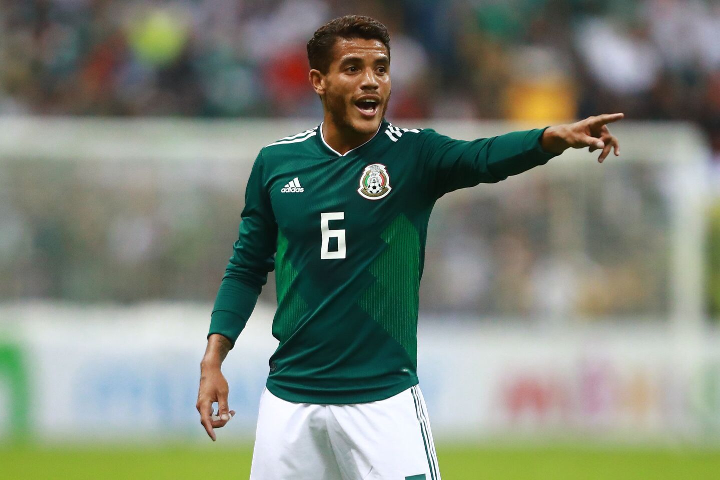 Jonathan dos Santos, centrocampista del Los Angeles Galaxy, va al Mundial con la selección de México.