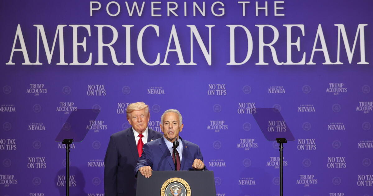 Barabak: Is this purple state about to go blue? Nevada's GOP governor faces an anti-Trump backlash
