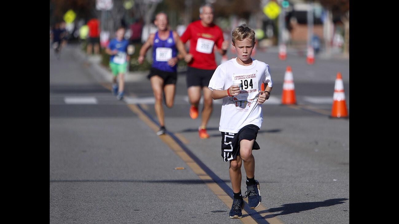 Photo Gallery: Annual Thanksgiving Day Run in La Cañada Flintridge