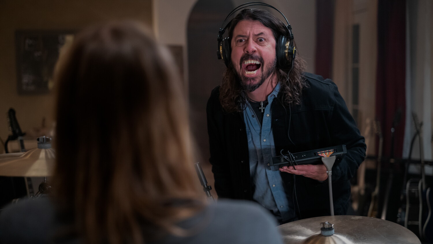 Review: Dave Grohl stars in horror-comedy ‘Studio 666’ Review: Dave Grohl stars in horror-comedy ‘Studio 666’
