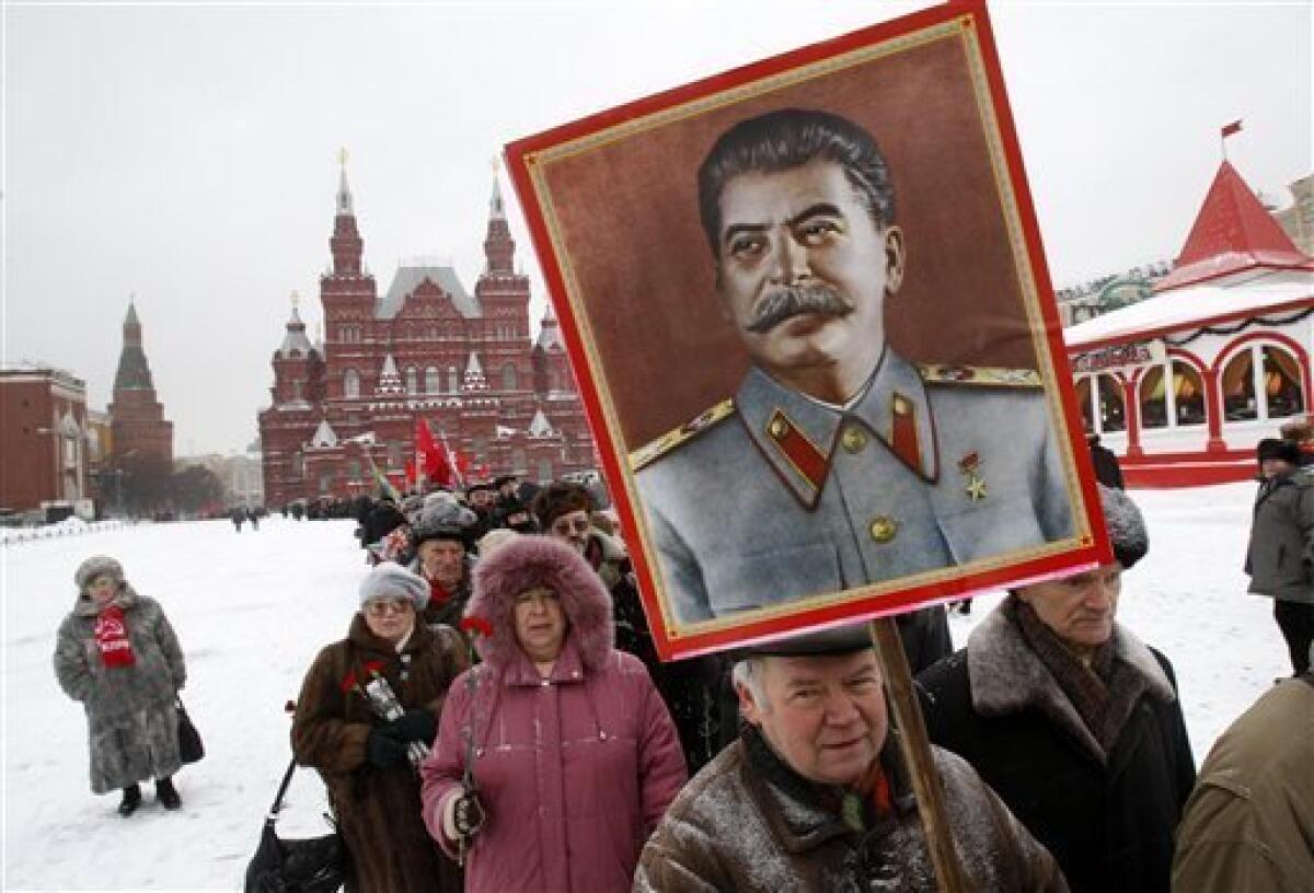 Back in the USSR: New High School Textbooks in Russia Whitewash Stalin’s Terror as Putin Wages War on Historical Memory