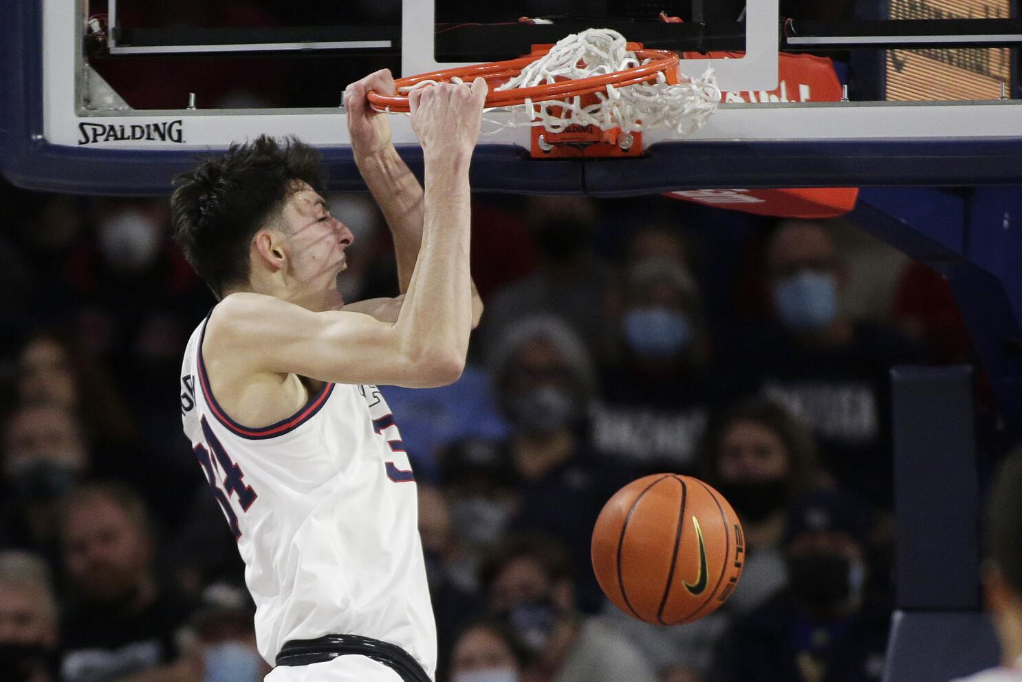 Chet Holmgren is the center of attention for No. 1 Gonzaga - The