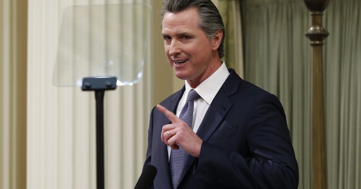 Column: Can Gavin Newsom somehow but not actually run for President and still do his job as Governor of California?
