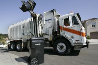 (Published 01/16/2009, A-2) A San Diego city trash truck picked up garbage in the Scripps Ranch area. This is for story about enviromental issues in the mayors race.UT/DON KOHLBAUER