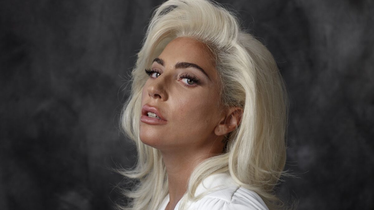 Chào mừng đến với thế giới Lady Gaga - một nghệ sĩ âm nhạc và diễn viên nổi tiếng quốc tế với kho tài sản sáng tạo vô tận. Hãy xem hình ảnh của cô và khám phá vẻ ngoài đầy sắc màu và năng lượng của một trong những nhân vật nổi tiếng nhất thế giới.