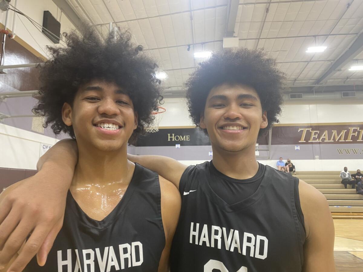 The Hinton brothers, freshman Robert and senior Adam, have helped Harvard-Westlake to a 6-0 start in the Mission League.