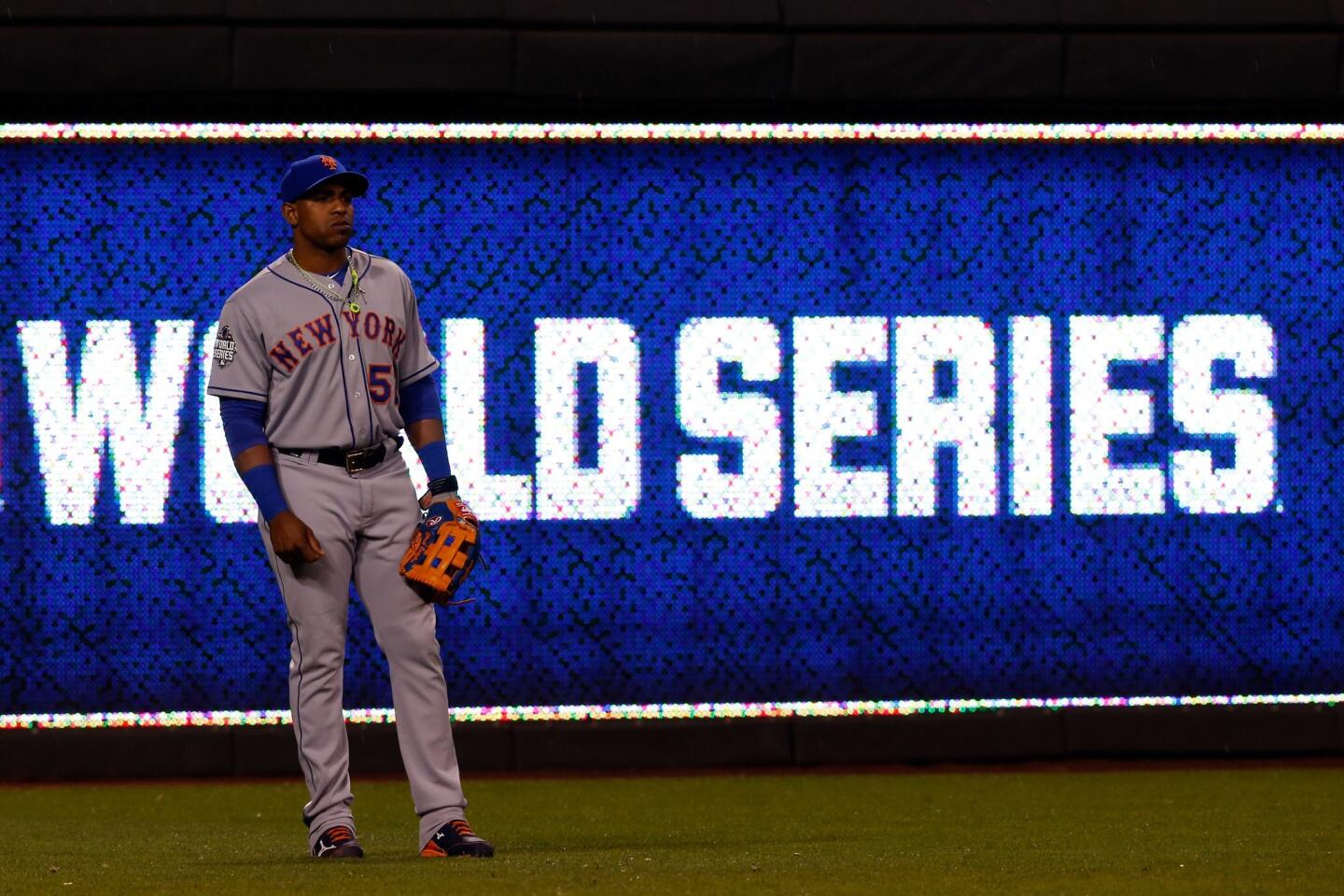 KANSAS CITY, MO - OCTOBER 28: Yoenis Cespedes #52 of the New York Mets in the outfield while taking on the Kansas City Royals in Game Two of the 2015 World Series at Kauffman Stadium on October 28, 2015 in Kansas City, Missouri. (Photo by Christian Petersen/Getty Images) ** OUTS - ELSENT, FPG, CM - OUTS * NM, PH, VA if sourced by CT, LA or MoD **