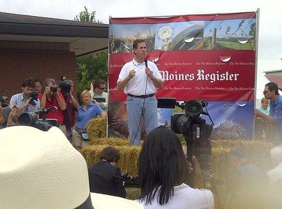 Former Pennsylvania Sen. Rick Santorum speaks from the Des Moines Register's "soapbox."