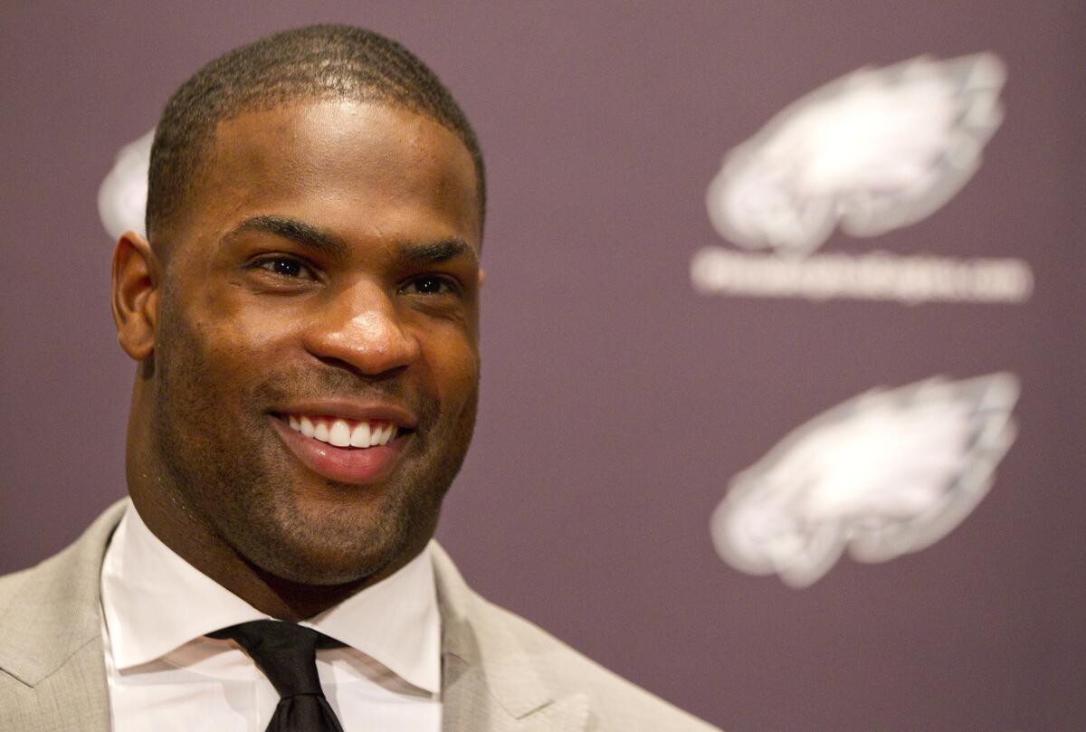 DeMarco Murray smiles during a press conference in Philadelphia on Thursday.