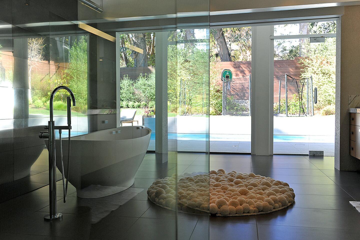 Palisades - Contemporary - Bathroom - San Diego - by Anne Rae Design
