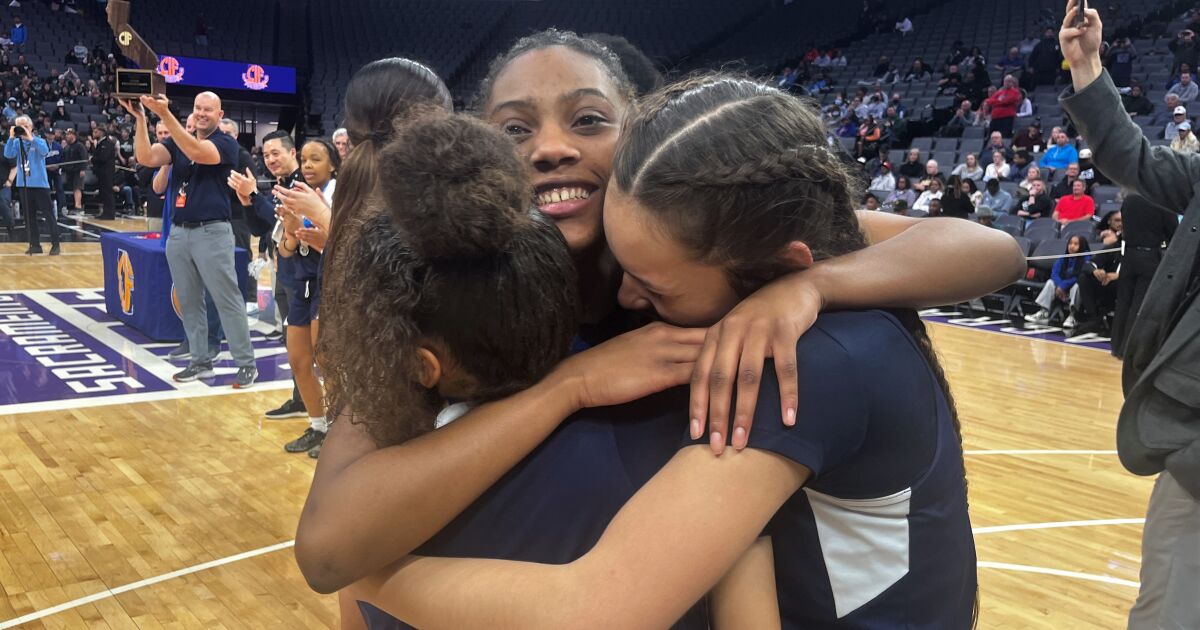 Basket-ball d’État: les filles de Los Osos remportent le titre de Division III