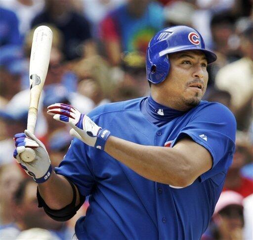 Zambrano lifts Cubs to eighth win in row