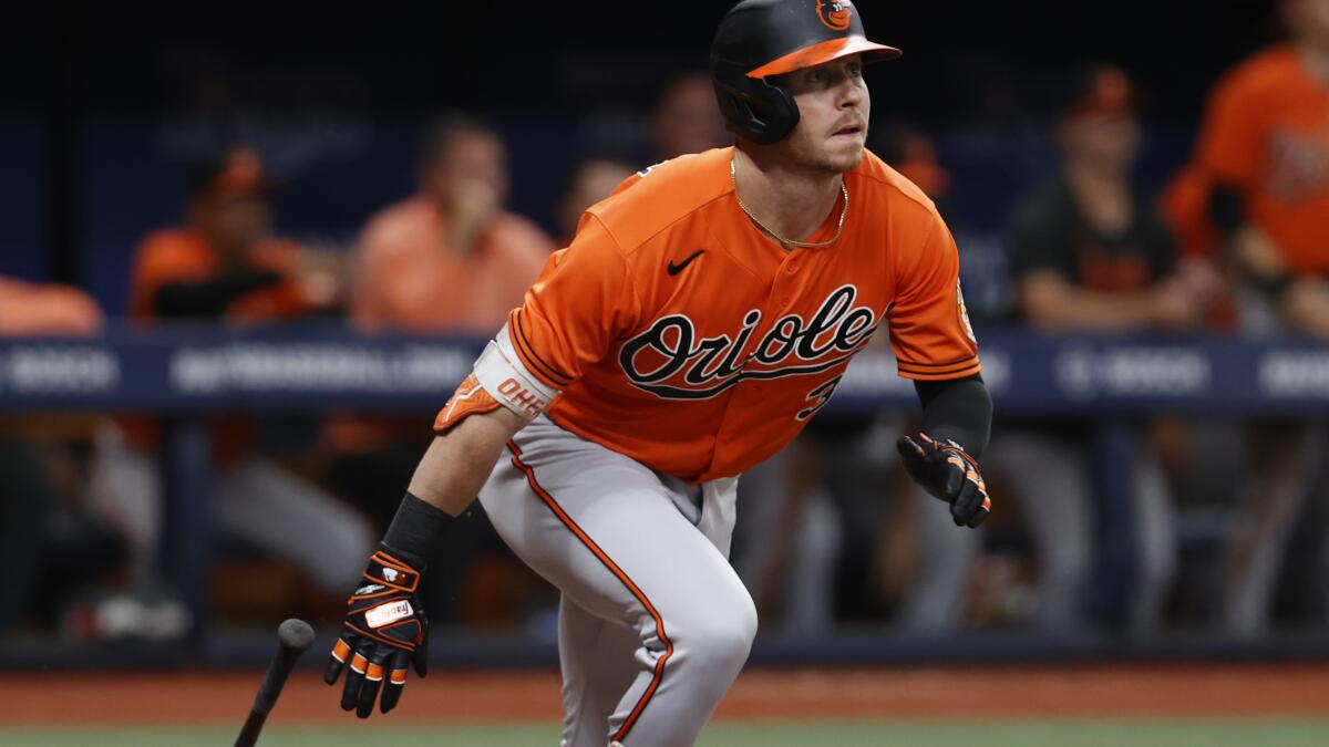 O'Hearn's pinch-hit RBI single in 9th rallies Orioles to 6-5 win