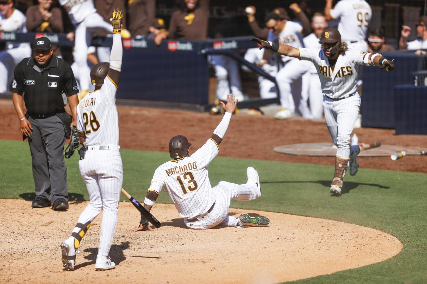 Report: Padres, Nick Martinez fail to complete deal before lockout