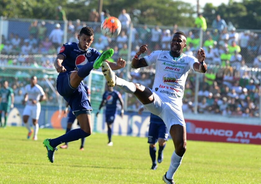 Olimpia golea al Honduras Progreso y Motagua estrena título con derrota.