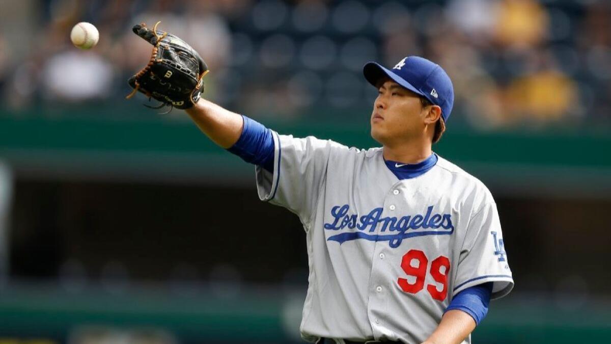 Hyun-jin Ryu signed by Dodgers - True Blue LA