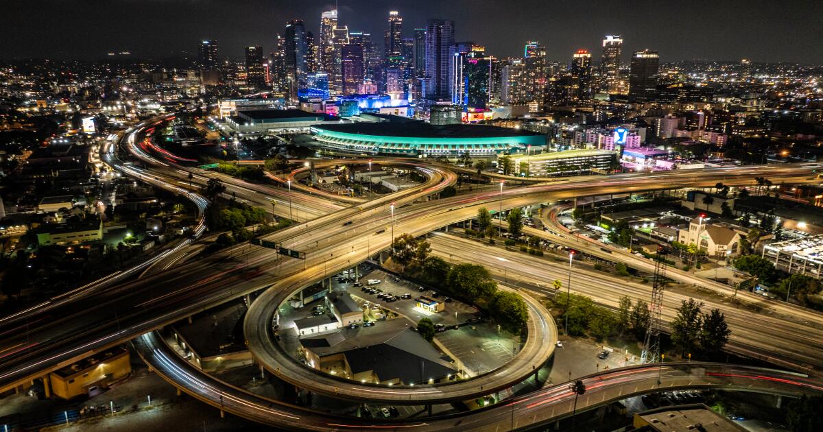California sees inhabitants development for third consecutive yr after pandemic-era exodus California sees inhabitants development for third consecutive yr after pandemic-era exodus