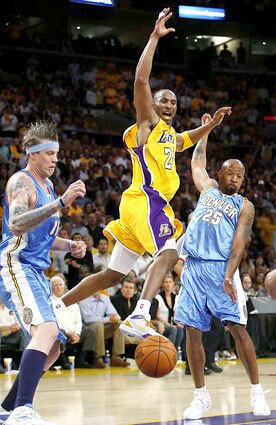 Kobe Bryant, Anthony Carter, Chris Andersen