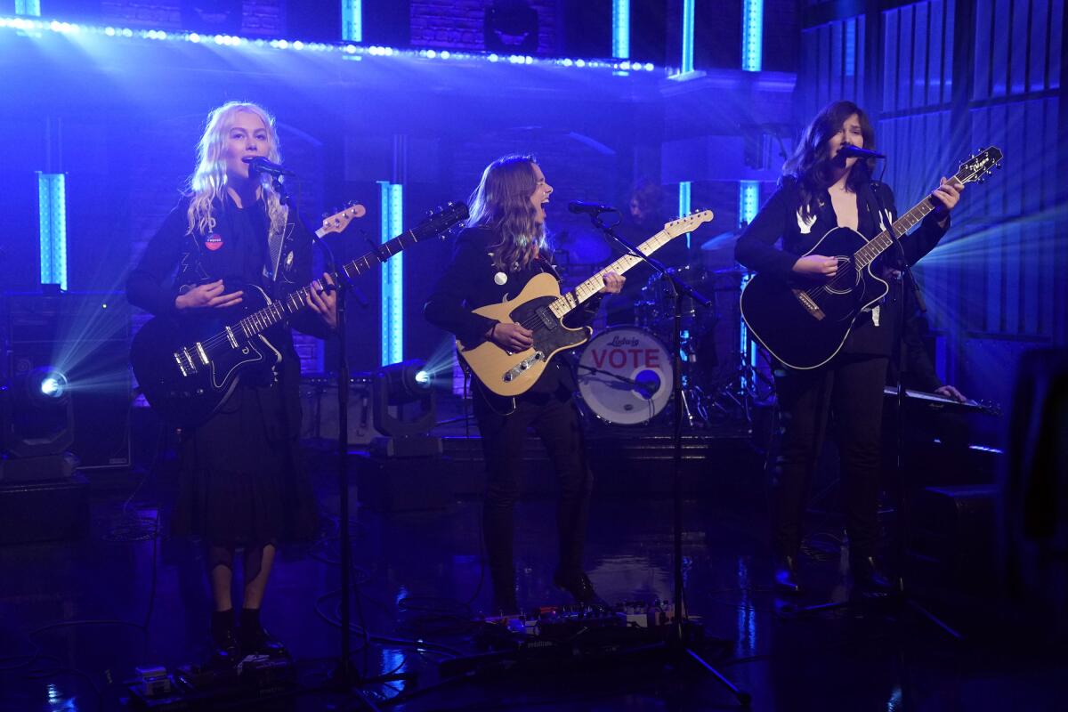 Phoebe Bridgers, Julien Baker and Lucy Dacus of boygenius, Nov. 5, 2018 on Seth Meyers