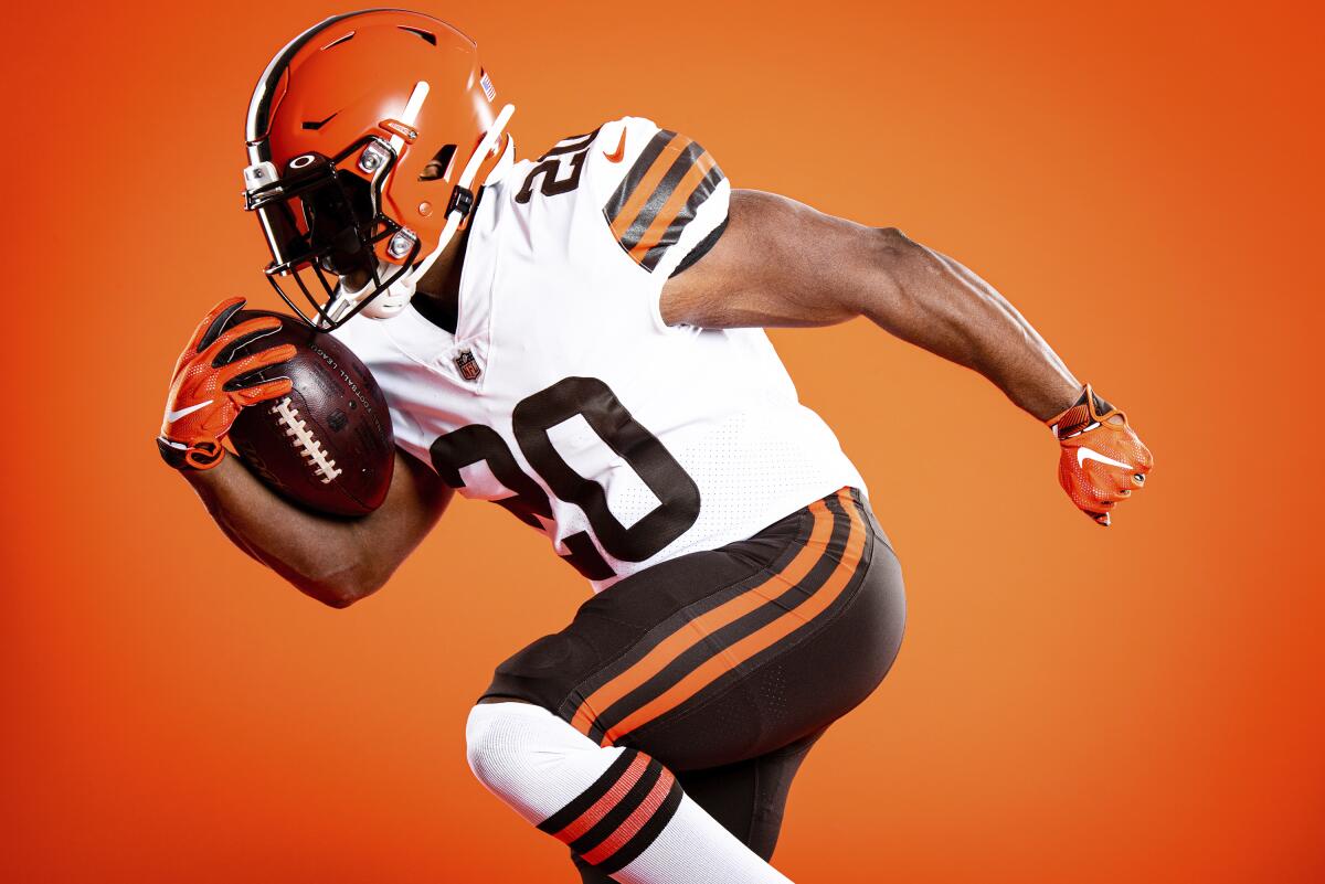 New Stripes: Bengals to unveil new uniforms this offseason